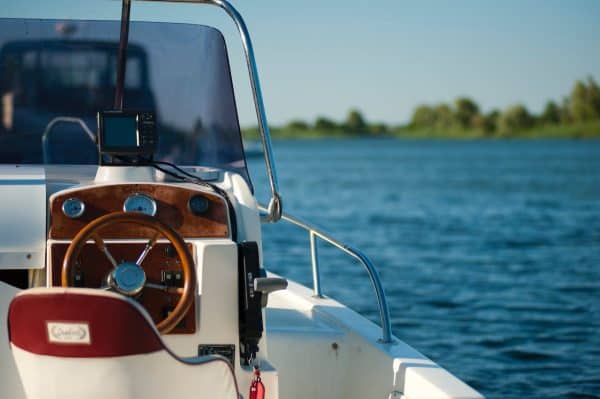 Guide: Hvordan velge riktig båtmotor